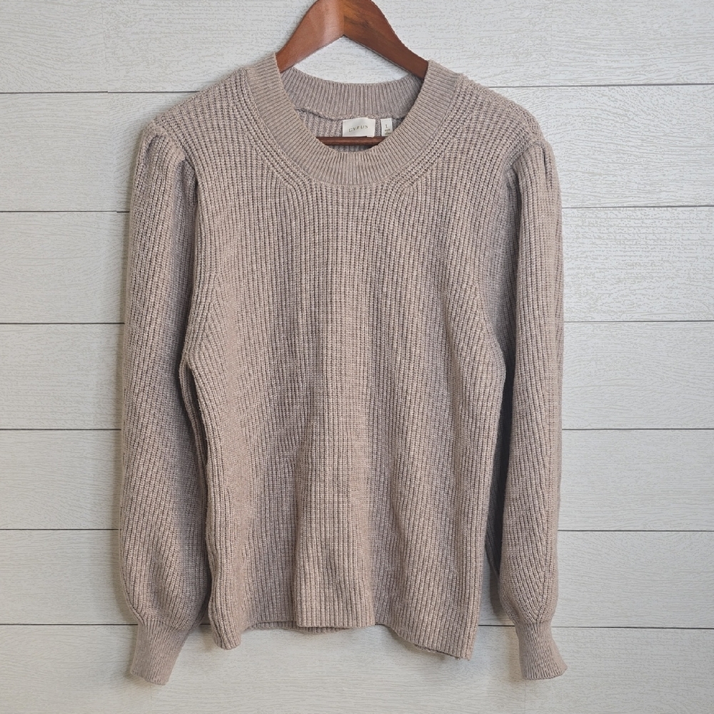 Cyrus Beige Crewneck Sweater